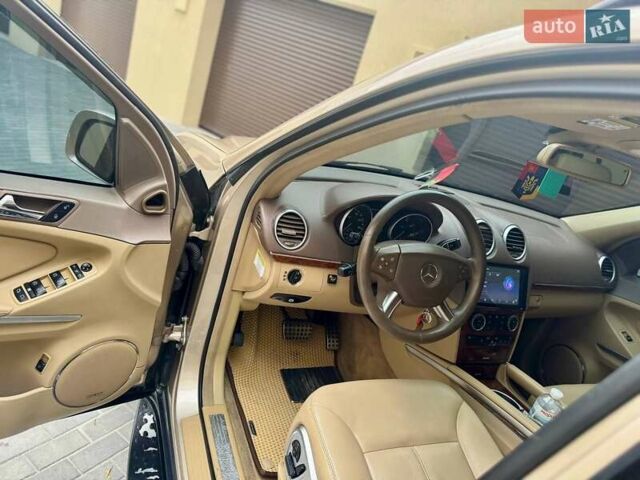 Мерседес ГЛ-класс 2006 в Хмельницком на Automoto.ua Бежевый Мерседес ГЛ-класс, объемом двигателя 4.66 л и пробегом 340 тыс. км за 13000 $, фото 25 на Automoto.ua