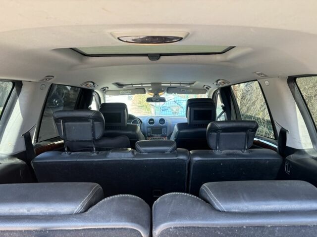 Мерседес ГЛ-класс 2007 в Одессе на Automoto.ua Черный Мерседес ГЛ-класс, объемом двигателя 4.7 л и пробегом 150 тыс. км за 9700 $, фото 15 на Automoto.ua