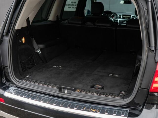 Черный Мерседес ГЛ-класс, объемом двигателя 3 л и пробегом 170 тыс. км за 34500 $, фото 17 на Automoto.ua