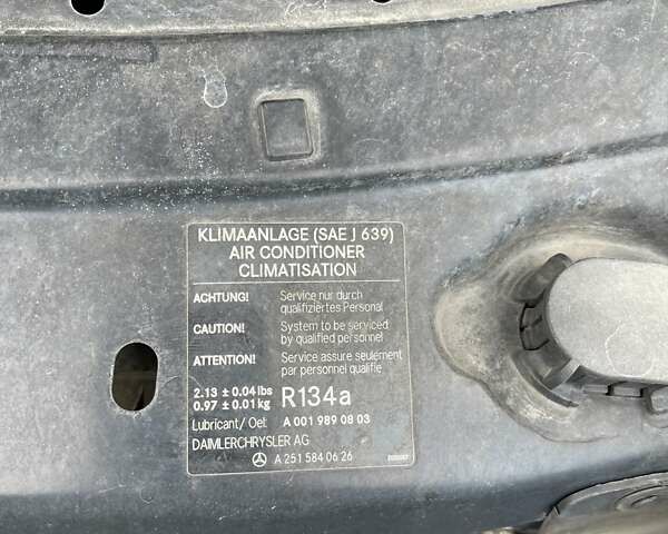 Черный Мерседес ГЛ-класс, объемом двигателя 4.66 л и пробегом 351 тыс. км за 12400 $, фото 18 на Automoto.ua