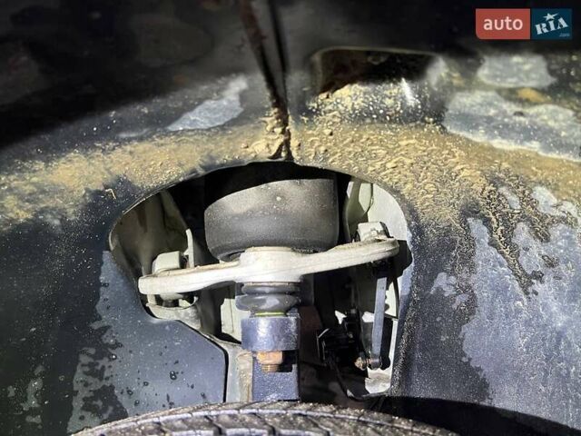 Чорний Мерседес ГЛ-Клас, об'ємом двигуна 4.66 л та пробігом 213 тис. км за 11600 $, фото 20 на Automoto.ua