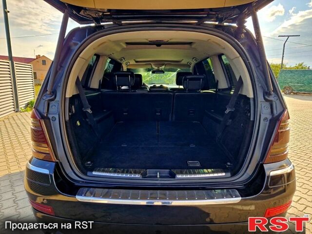 Черный Мерседес ГЛ-класс, объемом двигателя 4.7 л и пробегом 0 тыс. км за 10500 $, фото 5 на Automoto.ua