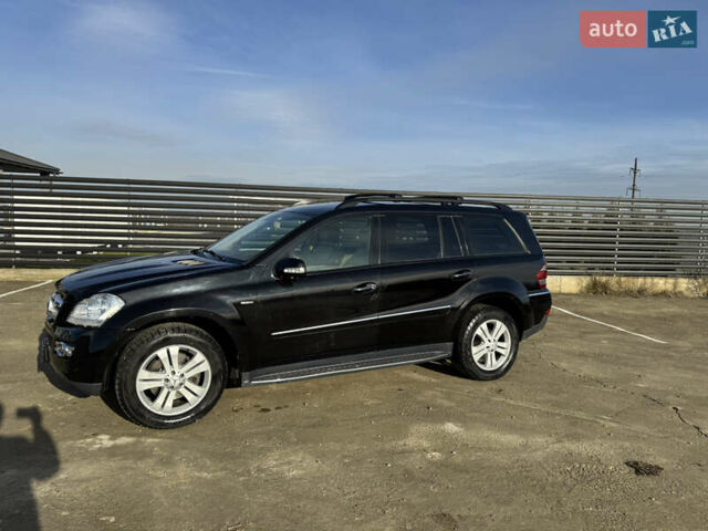 Черный Мерседес ГЛ-класс, объемом двигателя 2.99 л и пробегом 301 тыс. км за 15500 $, фото 1 на Automoto.ua