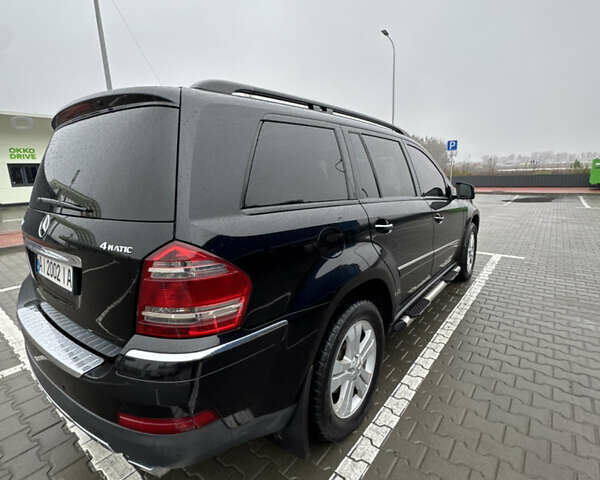 Черный Мерседес ГЛ-класс, объемом двигателя 4.7 л и пробегом 177 тыс. км за 10700 $, фото 7 на Automoto.ua