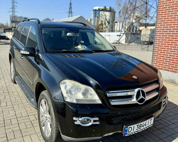 Чорний Мерседес ГЛ-Клас, об'ємом двигуна 4.2 л та пробігом 340 тис. км за 11700 $, фото 2 на Automoto.ua