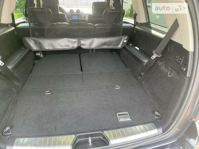 Черный Мерседес ГЛ-класс, объемом двигателя 4.7 л и пробегом 177 тыс. км за 10700 $, фото 18 на Automoto.ua