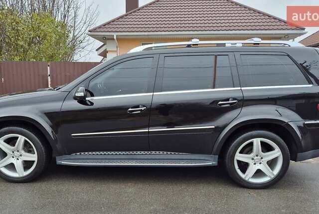 Чорний Мерседес ГЛ-Клас, об'ємом двигуна 5.46 л та пробігом 226 тис. км за 11600 $, фото 6 на Automoto.ua