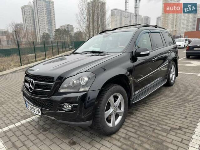 Черный Мерседес ГЛ-класс, объемом двигателя 5.46 л и пробегом 303 тыс. км за 15000 $, фото 4 на Automoto.ua