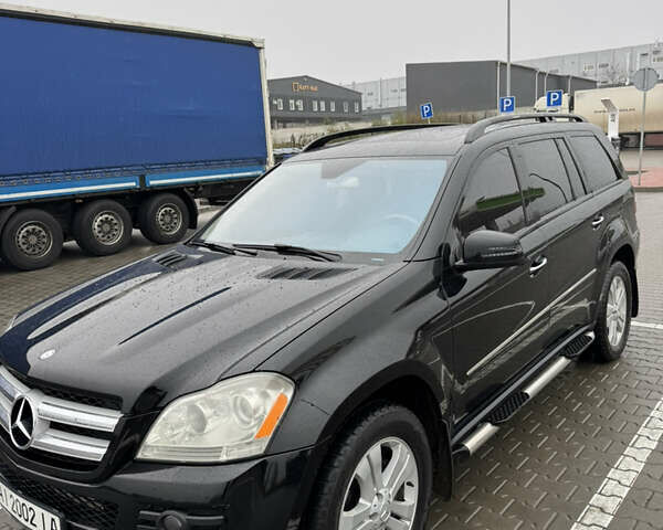 Черный Мерседес ГЛ-класс, объемом двигателя 4.7 л и пробегом 177 тыс. км за 10500 $, фото 4 на Automoto.ua