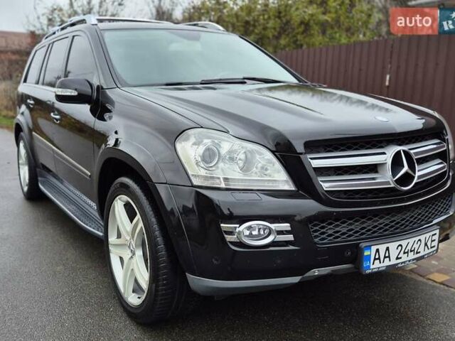 Чорний Мерседес ГЛ-Клас, об'ємом двигуна 5.46 л та пробігом 226 тис. км за 11600 $, фото 1 на Automoto.ua