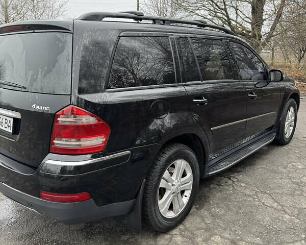 Черный Мерседес ГЛ-класс, объемом двигателя 4.66 л и пробегом 105 тыс. км за 14500 $, фото 6 на Automoto.ua