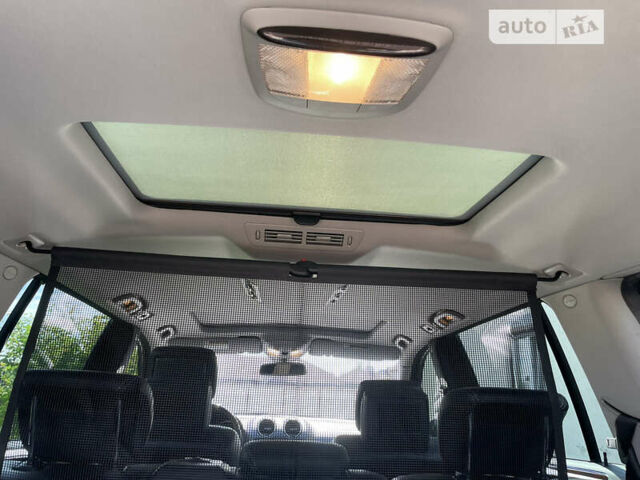 Черный Мерседес ГЛ-класс, объемом двигателя 4.7 л и пробегом 177 тыс. км за 10500 $, фото 19 на Automoto.ua