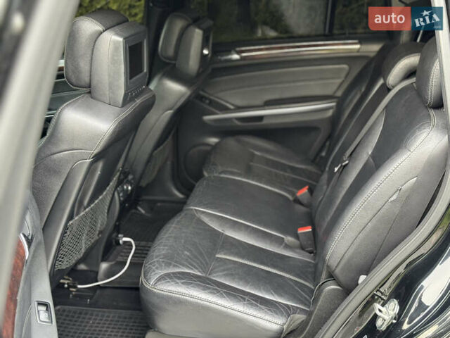 Чорний Мерседес ГЛ-Клас, об'ємом двигуна 4.66 л та пробігом 490 тис. км за 11899 $, фото 8 на Automoto.ua