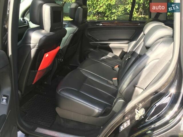 Чорний Мерседес ГЛ-Клас, об'ємом двигуна 5.46 л та пробігом 203 тис. км за 14000 $, фото 6 на Automoto.ua