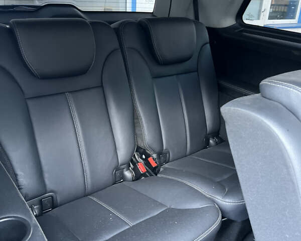 Черный Мерседес ГЛ-класс, объемом двигателя 4.66 л и пробегом 278 тыс. км за 11900 $, фото 25 на Automoto.ua