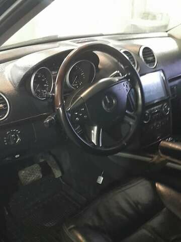 Черный Мерседес ГЛ-класс, объемом двигателя 2.99 л и пробегом 370 тыс. км за 16000 $, фото 27 на Automoto.ua