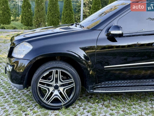 Черный Мерседес ГЛ-класс, объемом двигателя 4.66 л и пробегом 316 тыс. км за 10000 $, фото 4 на Automoto.ua