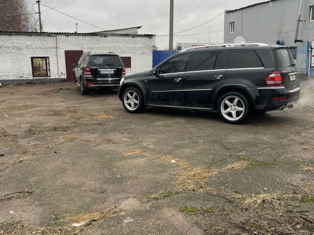 Черный Мерседес ГЛ-класс, объемом двигателя 5.5 л и пробегом 245 тыс. км за 17000 $, фото 11 на Automoto.ua