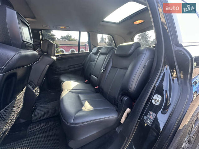 Черный Мерседес ГЛ-класс, объемом двигателя 4.66 л и пробегом 250 тыс. км за 10500 $, фото 28 на Automoto.ua