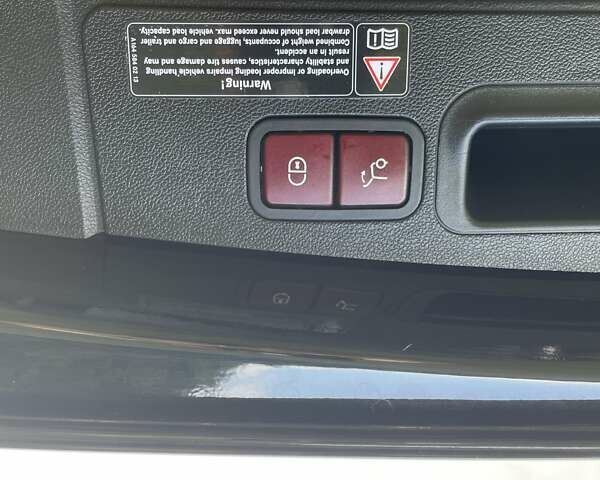 Черный Мерседес ГЛ-класс, объемом двигателя 4.66 л и пробегом 286 тыс. км за 14500 $, фото 34 на Automoto.ua