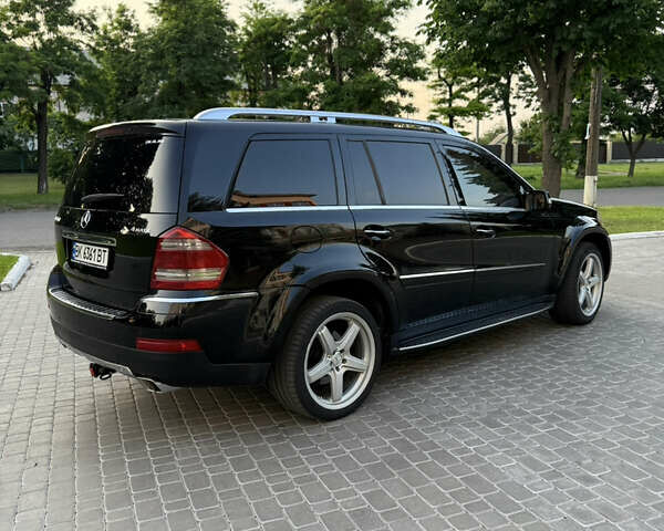 Черный Мерседес ГЛ-класс, объемом двигателя 4.7 л и пробегом 300 тыс. км за 8900 $, фото 4 на Automoto.ua