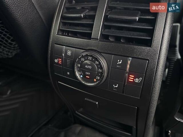 Чорний Мерседес ГЛ-Клас, об'ємом двигуна 5.46 л та пробігом 313 тис. км за 11500 $, фото 18 на Automoto.ua
