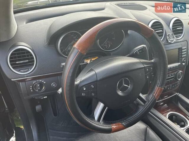 Черный Мерседес ГЛ-класс, объемом двигателя 4.66 л и пробегом 286 тыс. км за 14500 $, фото 53 на Automoto.ua