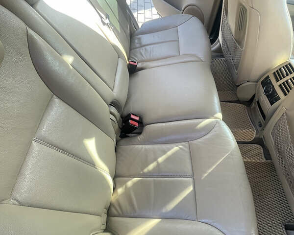 Черный Мерседес ГЛ-класс, объемом двигателя 4.66 л и пробегом 288 тыс. км за 10000 $, фото 7 на Automoto.ua