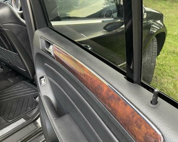 Черный Мерседес ГЛ-класс, объемом двигателя 4.66 л и пробегом 286 тыс. км за 14500 $, фото 25 на Automoto.ua