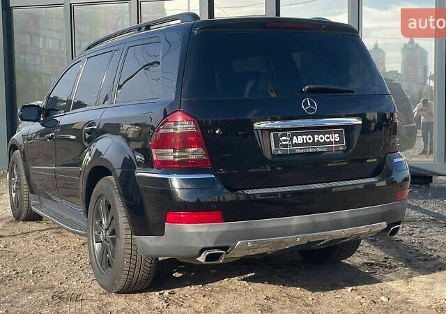 Черный Мерседес ГЛ-класс, объемом двигателя 4.66 л и пробегом 152 тыс. км за 11490 $, фото 7 на Automoto.ua