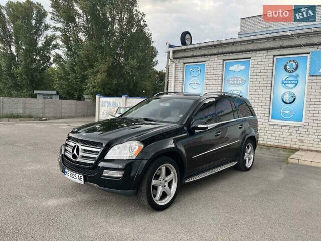 Черный Мерседес ГЛ-класс, объемом двигателя 5.46 л и пробегом 231 тыс. км за 13700 $, фото 4 на Automoto.ua