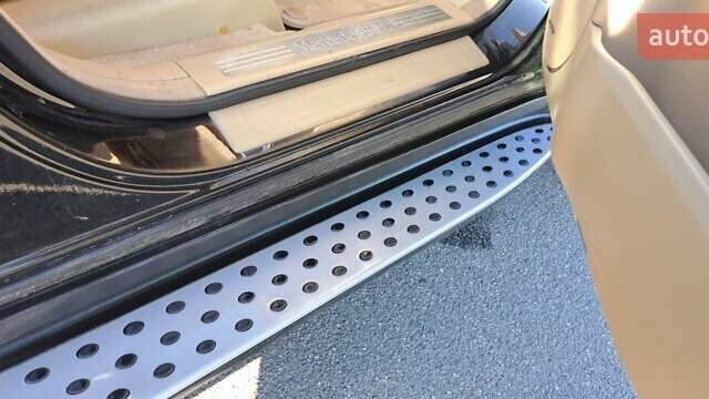 Чорний Мерседес ГЛ-Клас, об'ємом двигуна 4.66 л та пробігом 250 тис. км за 11900 $, фото 11 на Automoto.ua