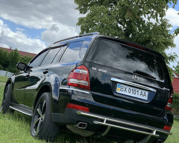 Чорний Мерседес ГЛ-Клас, об'ємом двигуна 4.66 л та пробігом 205 тис. км за 12000 $, фото 2 на Automoto.ua