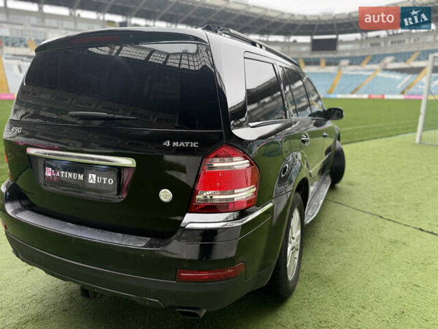 Чорний Мерседес ГЛ-Клас, об'ємом двигуна 4.66 л та пробігом 160 тис. км за 8900 $, фото 19 на Automoto.ua