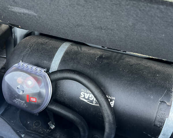 Черный Мерседес ГЛ-класс, объемом двигателя 4.66 л и пробегом 278 тыс. км за 11900 $, фото 22 на Automoto.ua