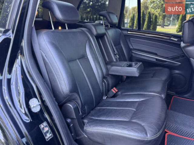 Черный Мерседес ГЛ-класс, объемом двигателя 4.66 л и пробегом 316 тыс. км за 10000 $, фото 14 на Automoto.ua