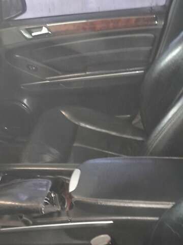 Черный Мерседес ГЛ-класс, объемом двигателя 2.99 л и пробегом 370 тыс. км за 16000 $, фото 24 на Automoto.ua