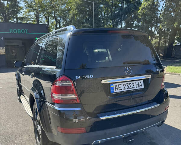 Черный Мерседес ГЛ-класс, объемом двигателя 5.46 л и пробегом 235 тыс. км за 12900 $, фото 10 на Automoto.ua