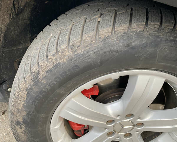 Чорний Мерседес ГЛ-Клас, об'ємом двигуна 2.99 л та пробігом 335 тис. км за 12000 $, фото 10 на Automoto.ua