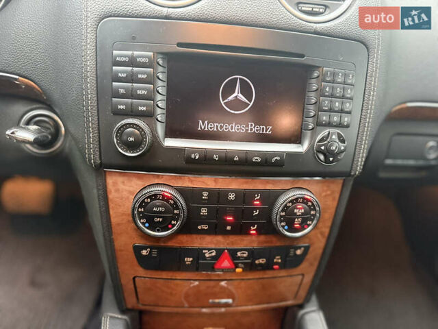 Чорний Мерседес ГЛ-Клас, об'ємом двигуна 4.66 л та пробігом 160 тис. км за 8900 $, фото 32 на Automoto.ua