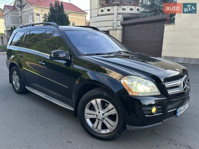 Чорний Мерседес ГЛ-Клас, об'ємом двигуна 4.66 л та пробігом 416 тис. км за 10700 $, фото 7 на Automoto.ua