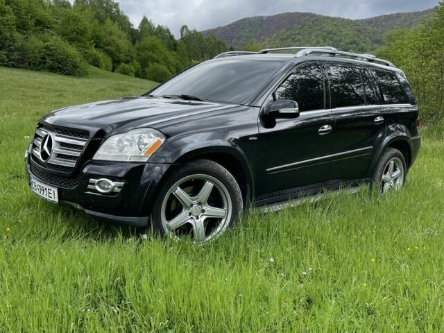 Черный Мерседес ГЛ-класс, объемом двигателя 5.5 л и пробегом 245 тыс. км за 17000 $, фото 13 на Automoto.ua