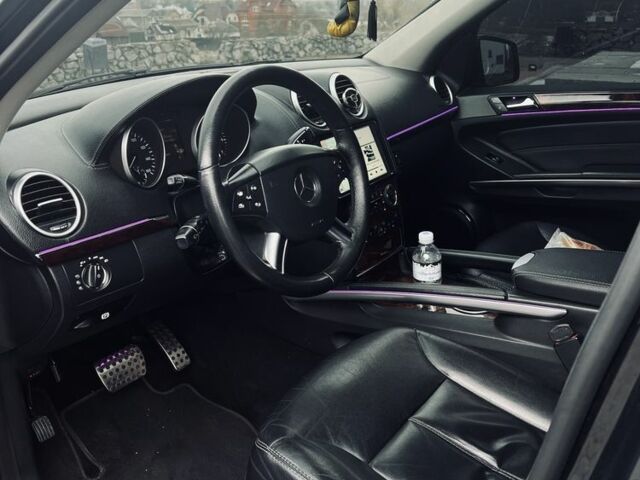 Черный Мерседес ГЛ-класс, объемом двигателя 5.5 л и пробегом 240 тыс. км за 14999 $, фото 6 на Automoto.ua