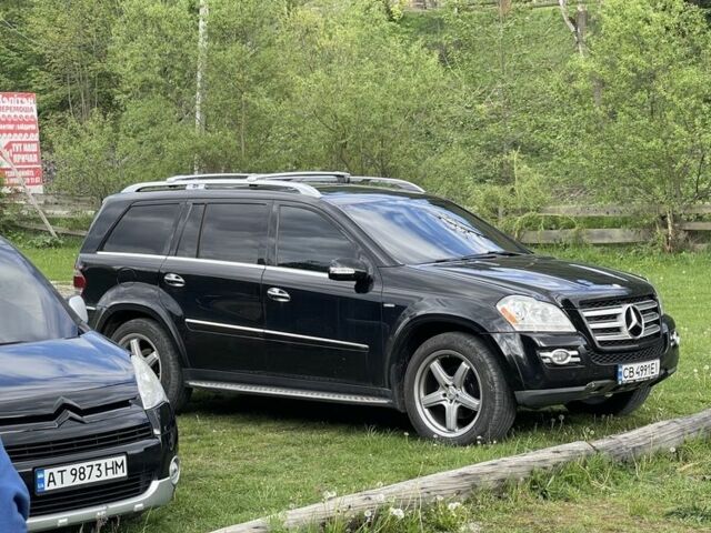 Черный Мерседес ГЛ-класс, объемом двигателя 5.5 л и пробегом 245 тыс. км за 17000 $, фото 12 на Automoto.ua