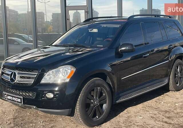 Черный Мерседес ГЛ-класс, объемом двигателя 4.66 л и пробегом 152 тыс. км за 11490 $, фото 2 на Automoto.ua