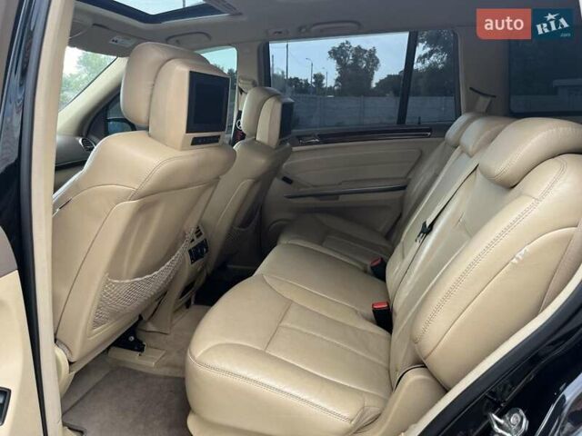 Черный Мерседес ГЛ-класс, объемом двигателя 5.46 л и пробегом 231 тыс. км за 13700 $, фото 8 на Automoto.ua