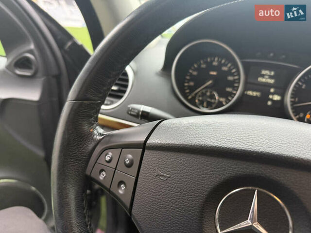 Чорний Мерседес ГЛ-Клас, об'ємом двигуна 4.66 л та пробігом 160 тис. км за 8900 $, фото 30 на Automoto.ua