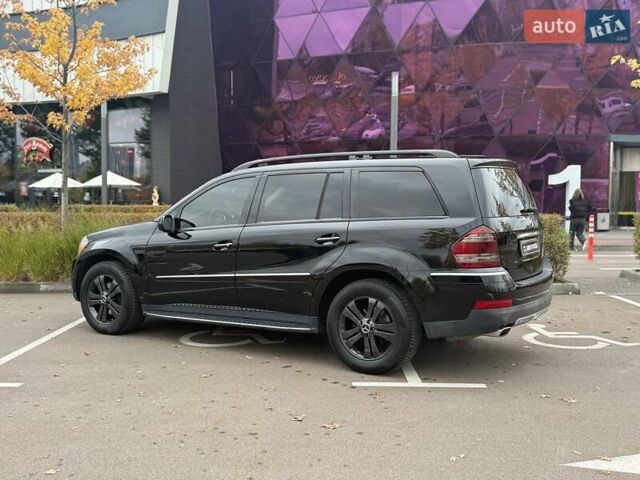 Мерседес ГЛ-класс 2007 в Киеве на Automoto.ua Черный Мерседес ГЛ-класс, объемом двигателя 4.66 л и пробегом 152 тыс. км за 11990 $, фото 3 на Automoto.ua
