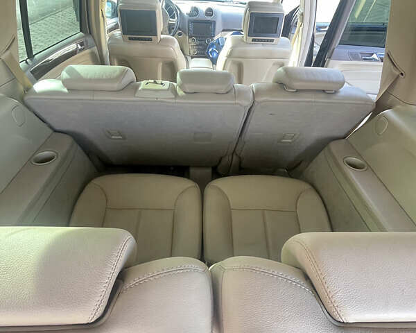 Черный Мерседес ГЛ-класс, объемом двигателя 4.66 л и пробегом 288 тыс. км за 10000 $, фото 12 на Automoto.ua