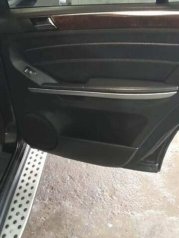 Черный Мерседес ГЛ-класс, объемом двигателя 2.99 л и пробегом 370 тыс. км за 16000 $, фото 18 на Automoto.ua